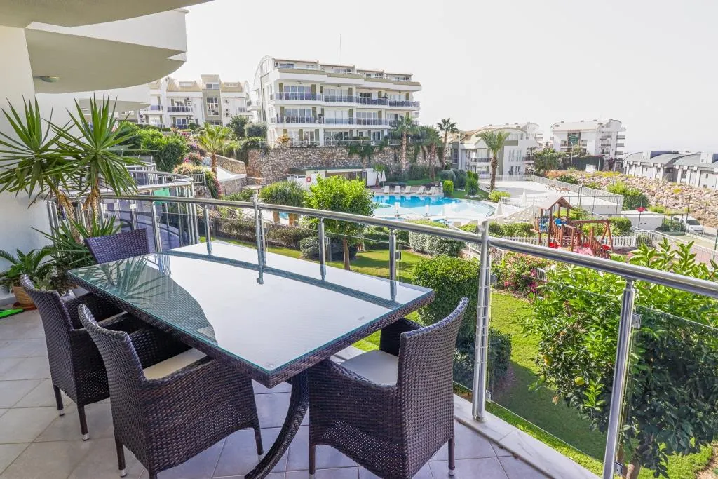 SUNSET BEACH  RESİDENCE  2+1 EŞYALI