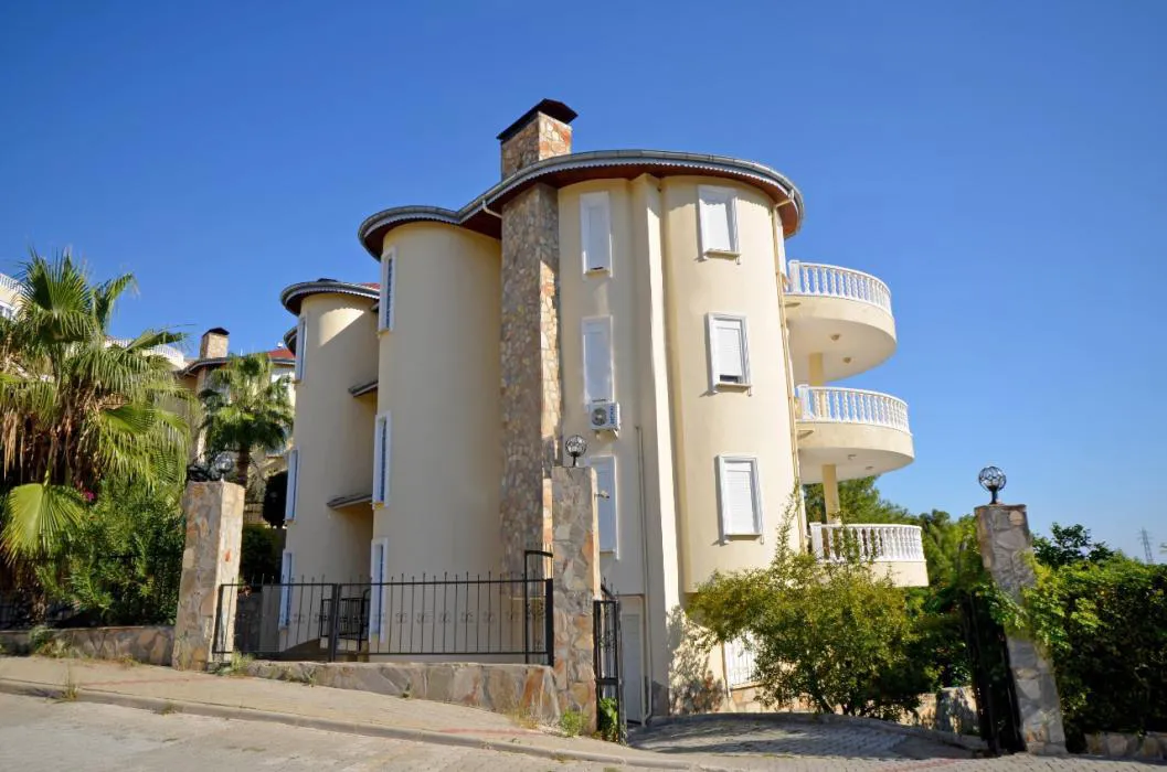 CLUB DENİZ SİTESİ 3+1 PENTHOUSE EŞYALI