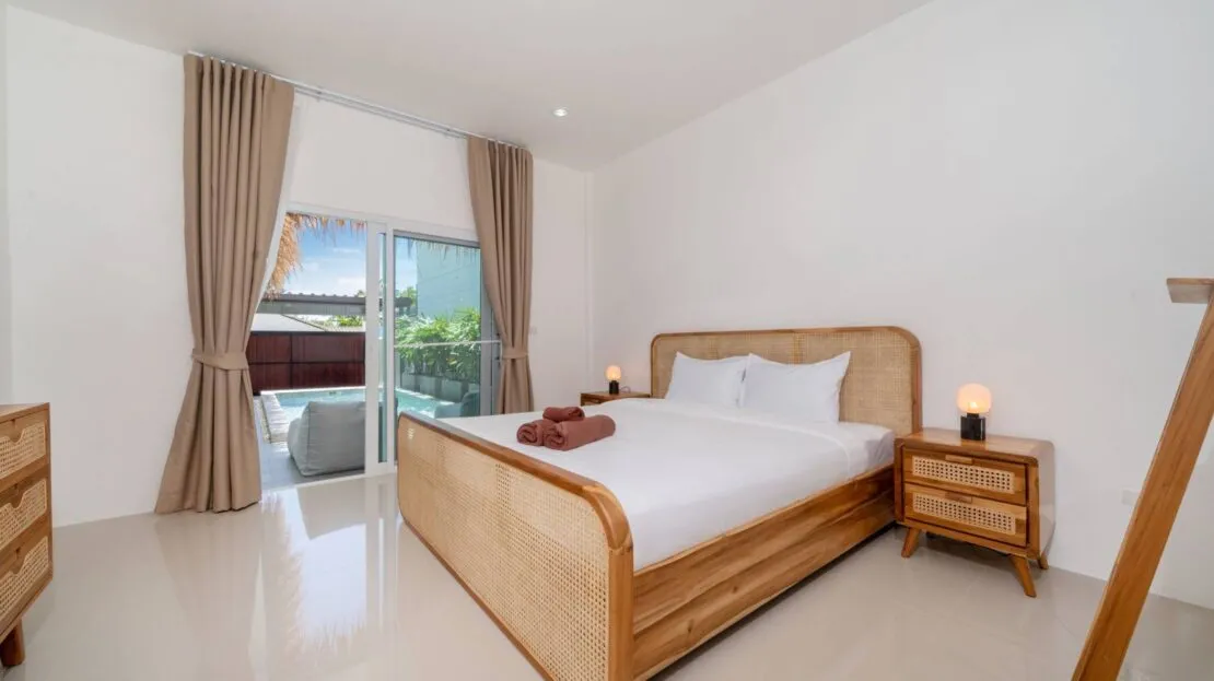 Renovated Tropical Pool Villa 2 Bedrooms in Rawai Saiyuan